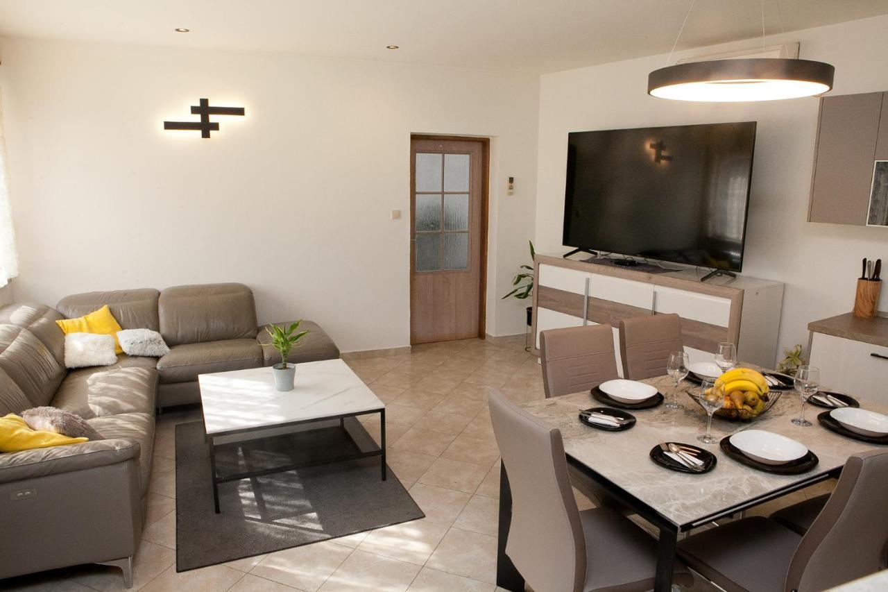 Apartment Nikoleto 자다르 외부 사진